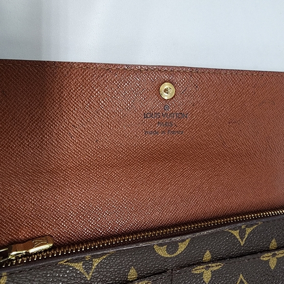 Authentic Louis Vuitton Vintage Sarah wallet - Picture 7 of 8